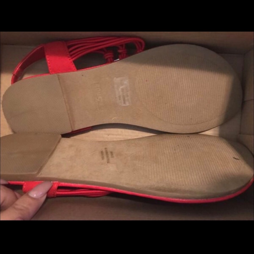 Sandals - Picture 2 of 2